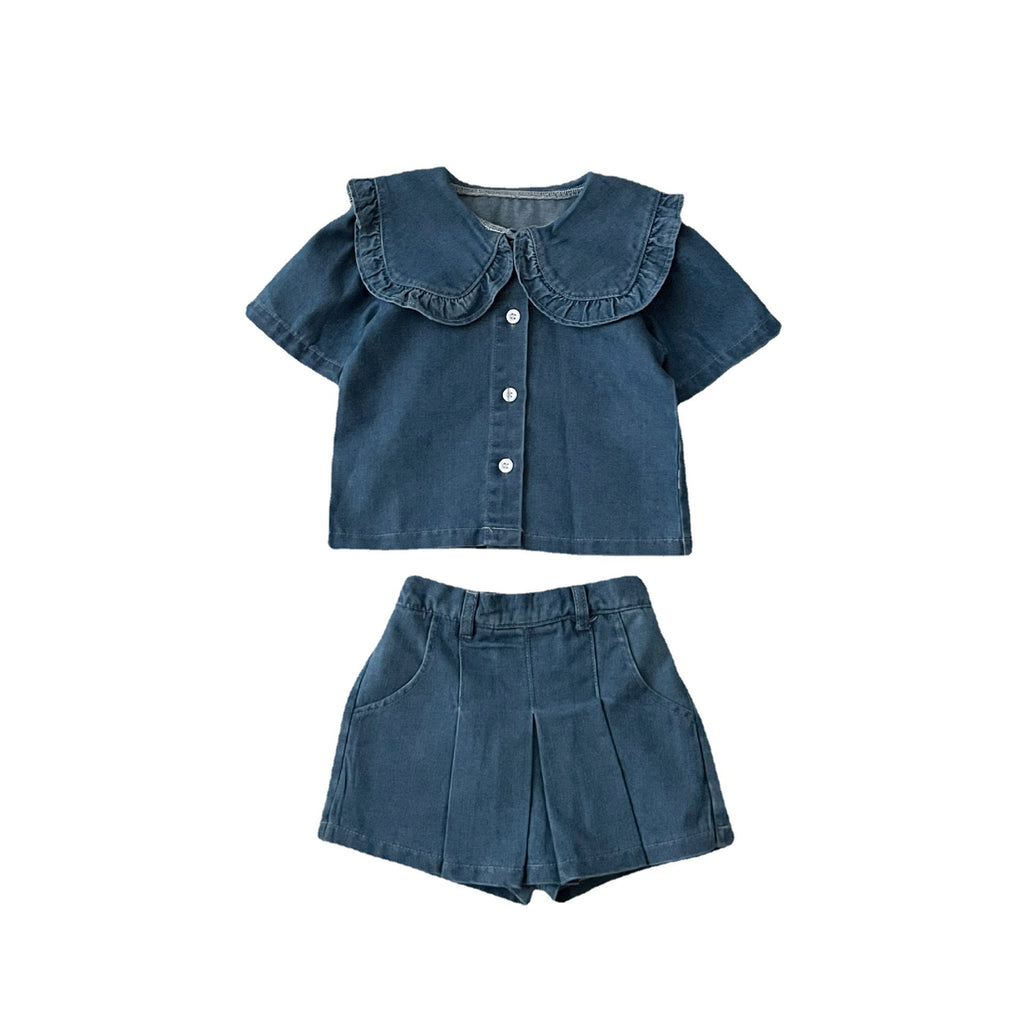 Pantalon de jupe en denim chic et tendance avec un top à manches courtes