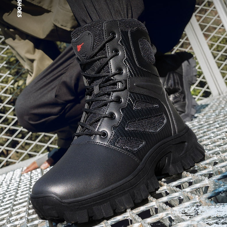 Bottes de randonnée extra-route et Bottes tactiques en champ de neige plus tendance