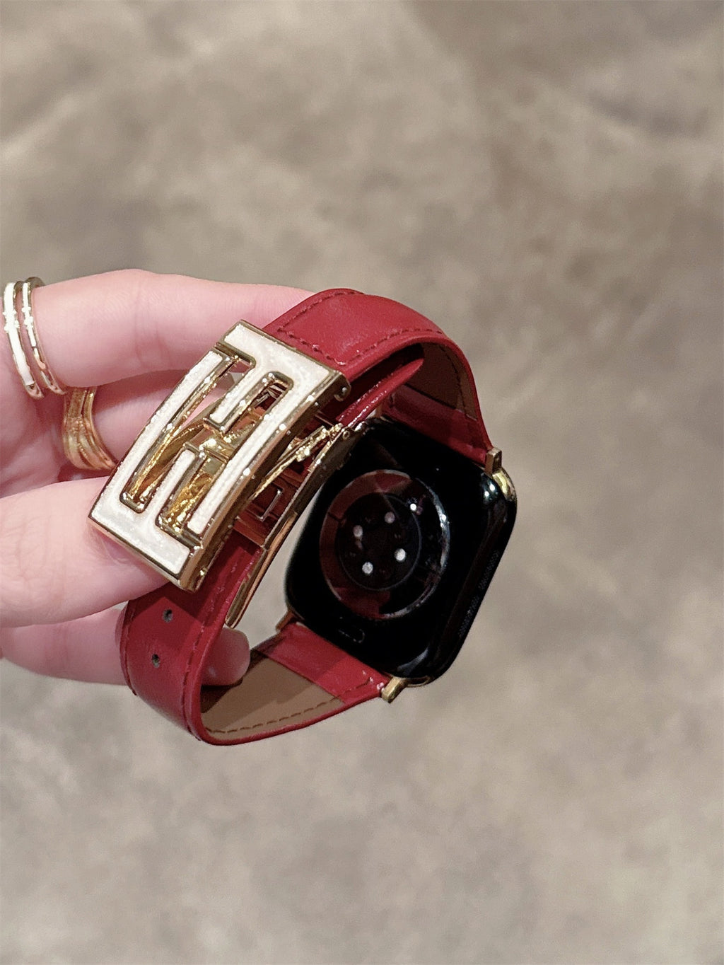 Fermoir magnétique double-F pour bracelets de montres