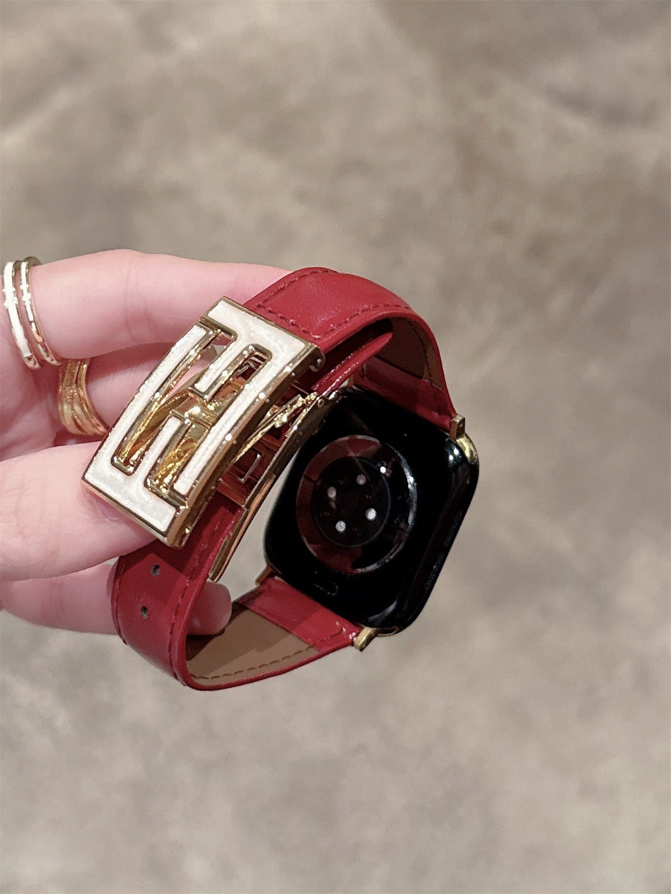 Fermoir magnétique double-F pour bracelets de montres