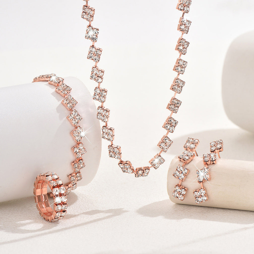 Collier géométrique carré Zircon à chaîne de pinces à chaud