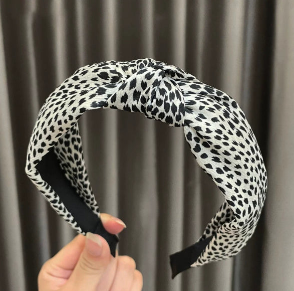 Chanel-style noir et blanc Contraste Leopard-print Tête de bande et tissu cheveux Cli
