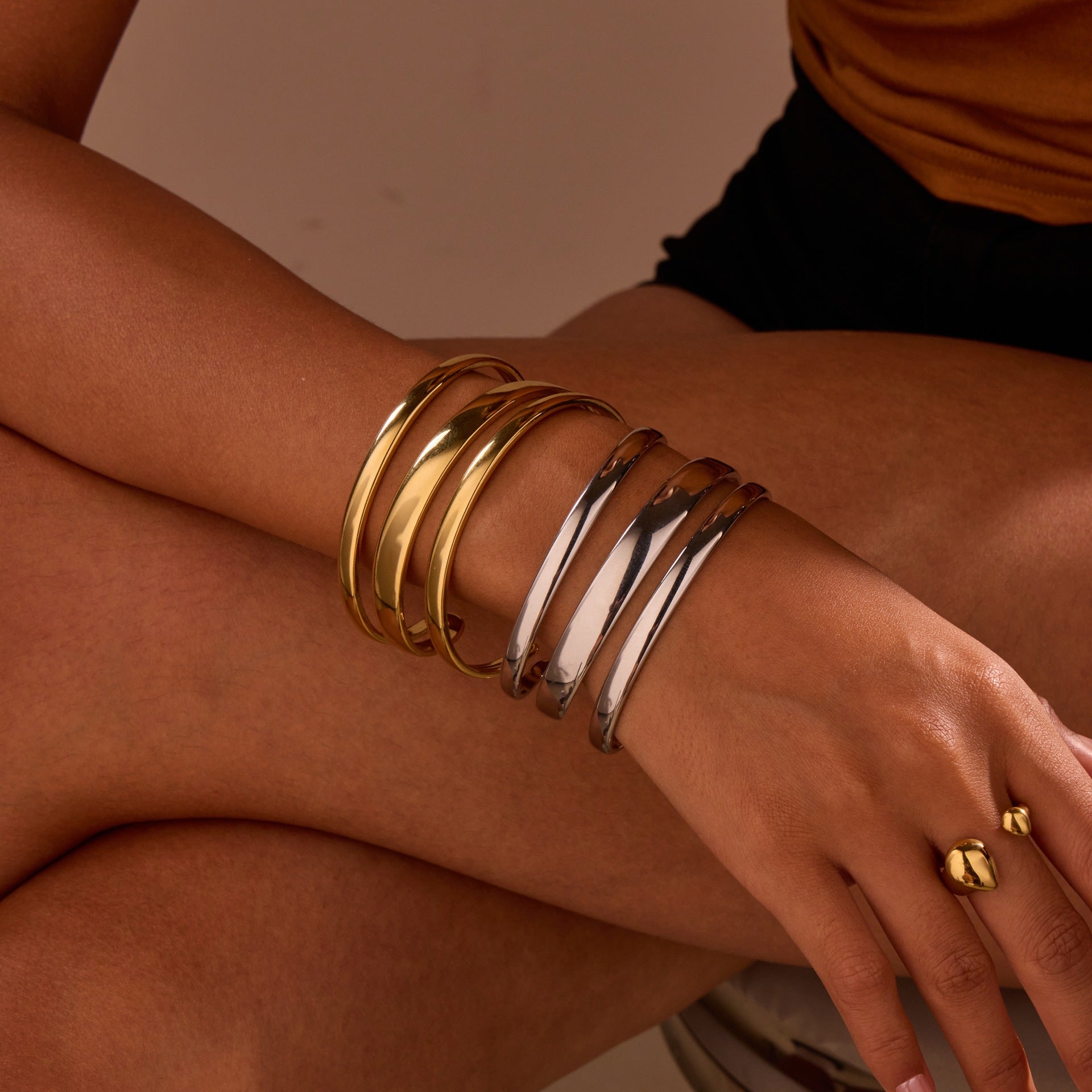 Bracelet d'ouverture simple en acier inoxydable
