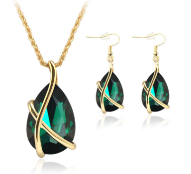Europe et les États-Unis e-commerce bijoux ensemble pendentif collier boucles d'oreilles nostalgique cr