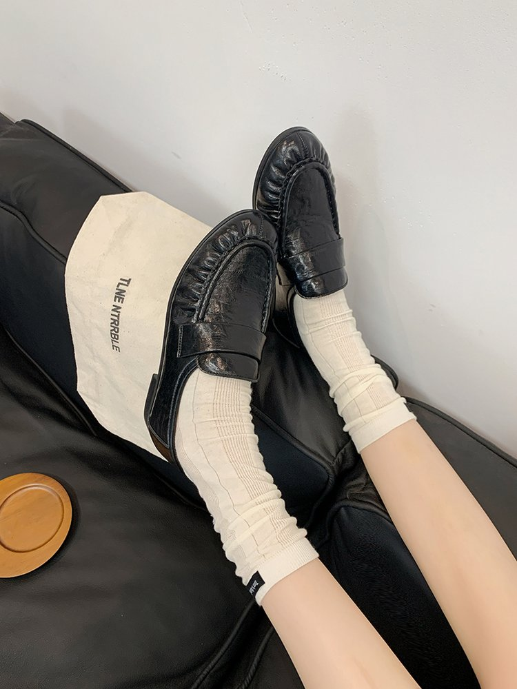Femmes Vintage Mocassins Ruched Slip sur bas talon orteil rond Soft cuir Commuter chaussures plates