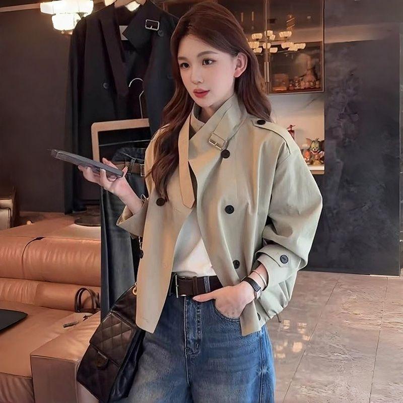 Manteau de trench cropped de style design