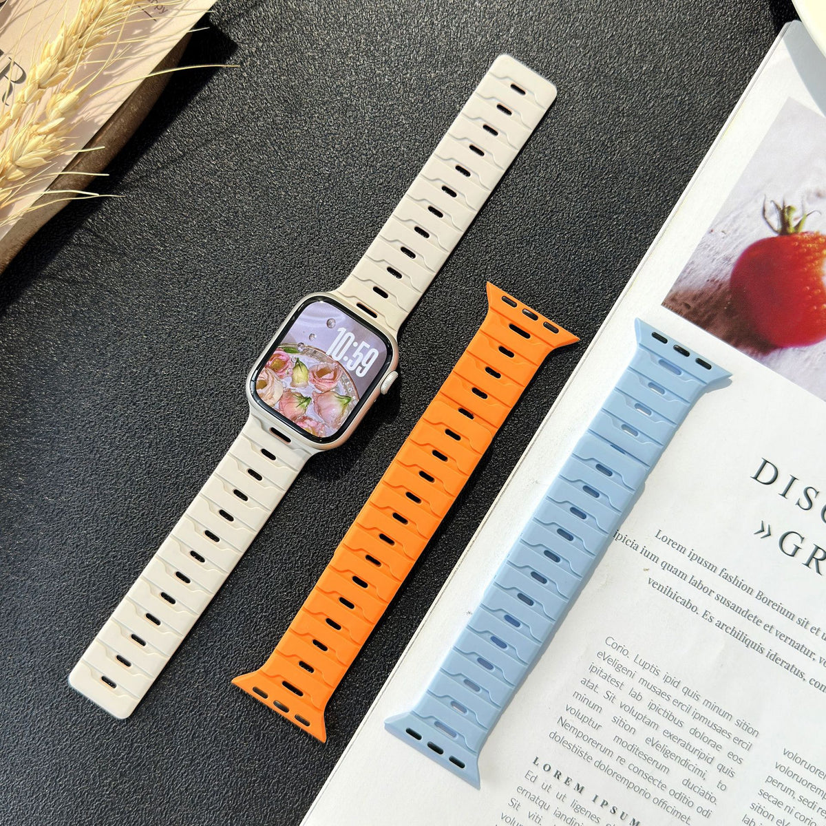 Two-tone magnetic silicone bracelet