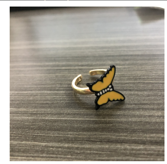 La mode La même douce bague tournante papillon