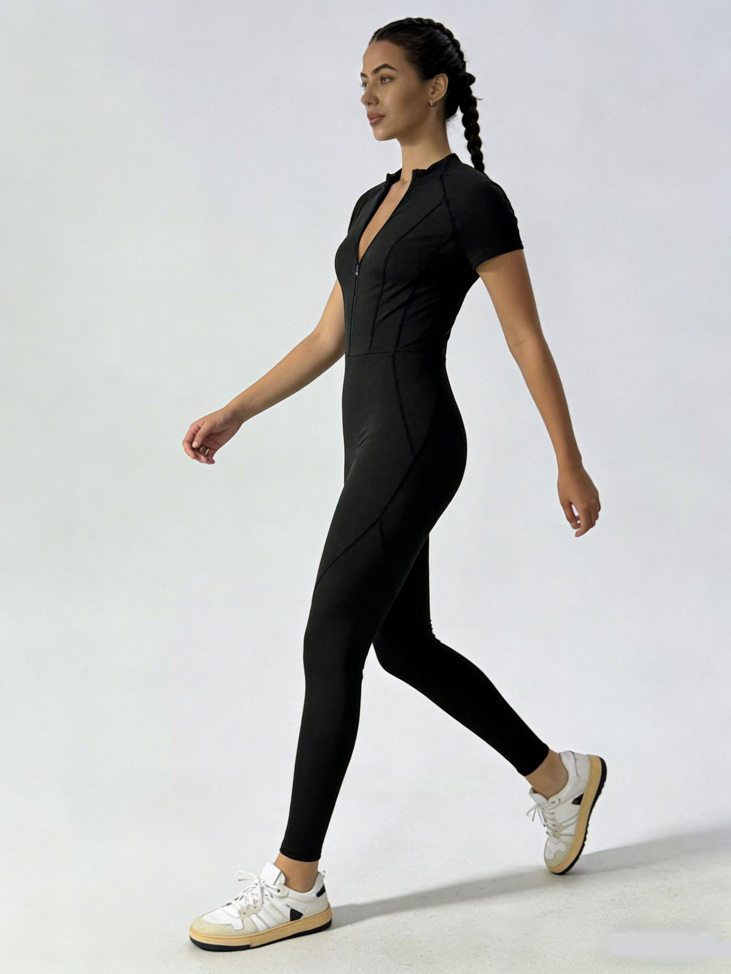 Maillot de saut en yoga à manches courtes Zipper pour femmes