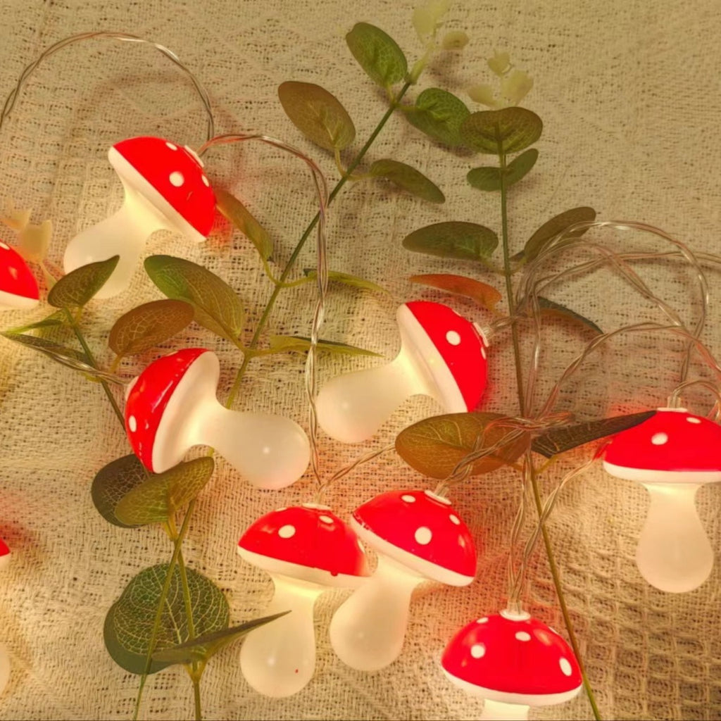 Décoration de vacances chaîne d'éclairage de champignons LED