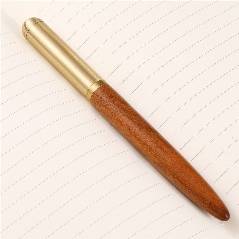 Stylo de fontaine d'affaires