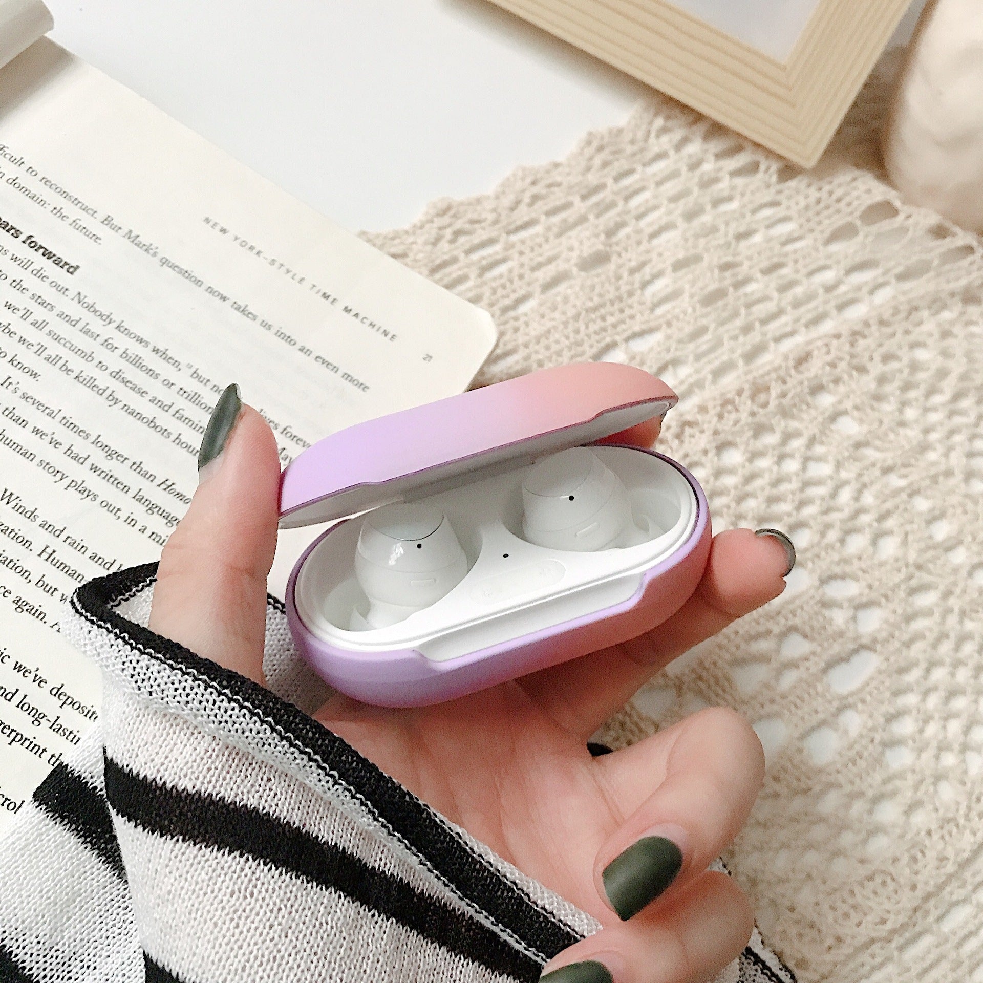 Gradient Rainbow Hard Shell Solid Color Earphone Protection Case