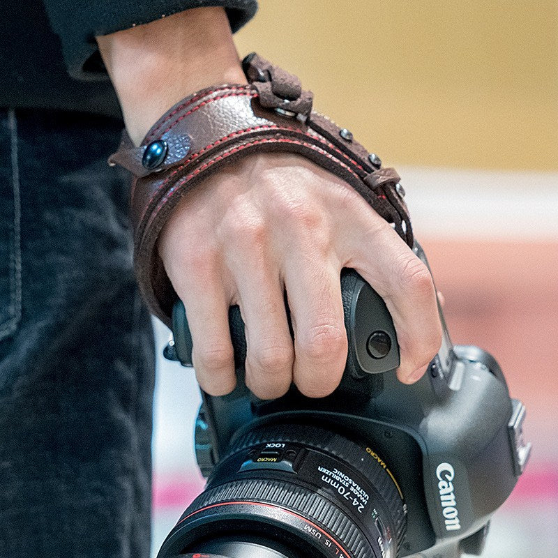 Bracelet en cuir de caméra