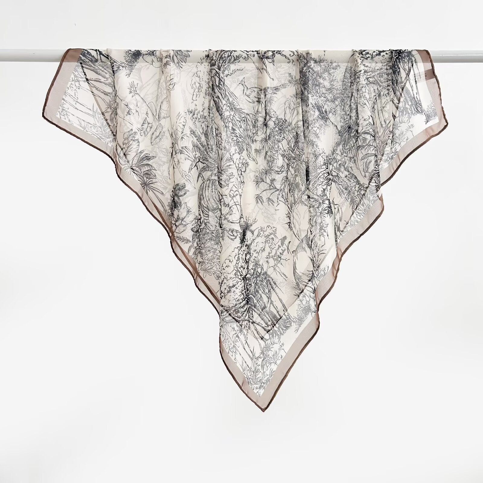 Écharpe mince imprimée versatile carrée
