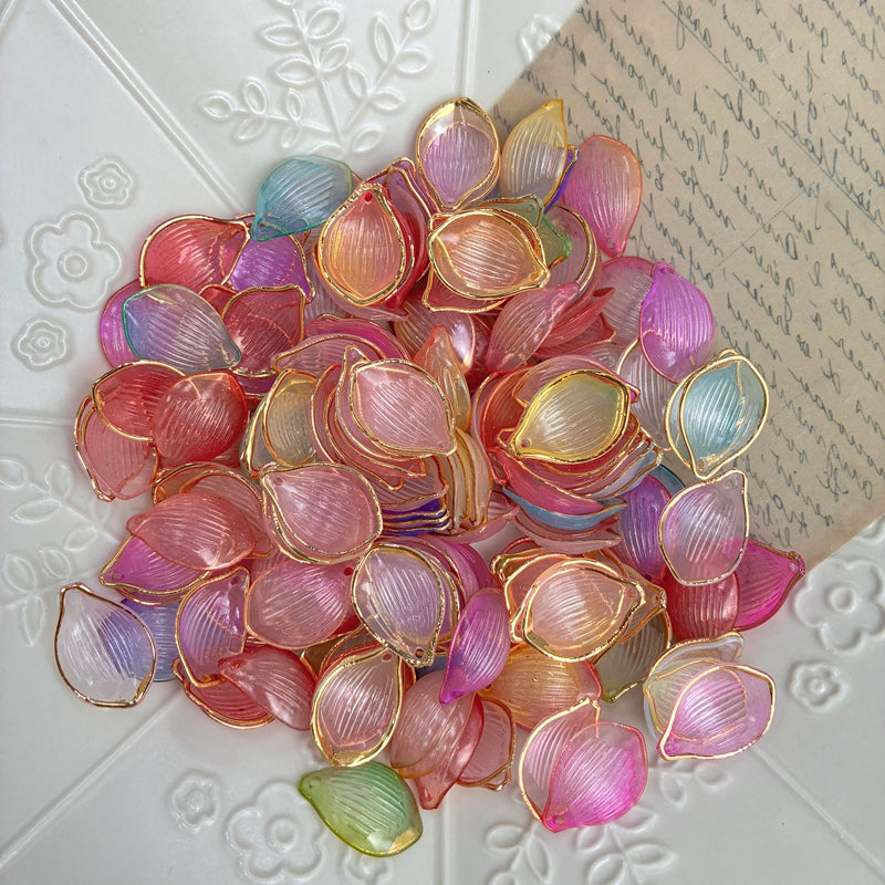 Charms de feuille en acrylique translucide à deux tons