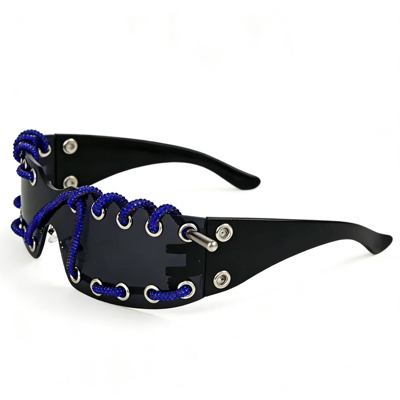 Lunettes de soleil avec rivets à anneaux en métal