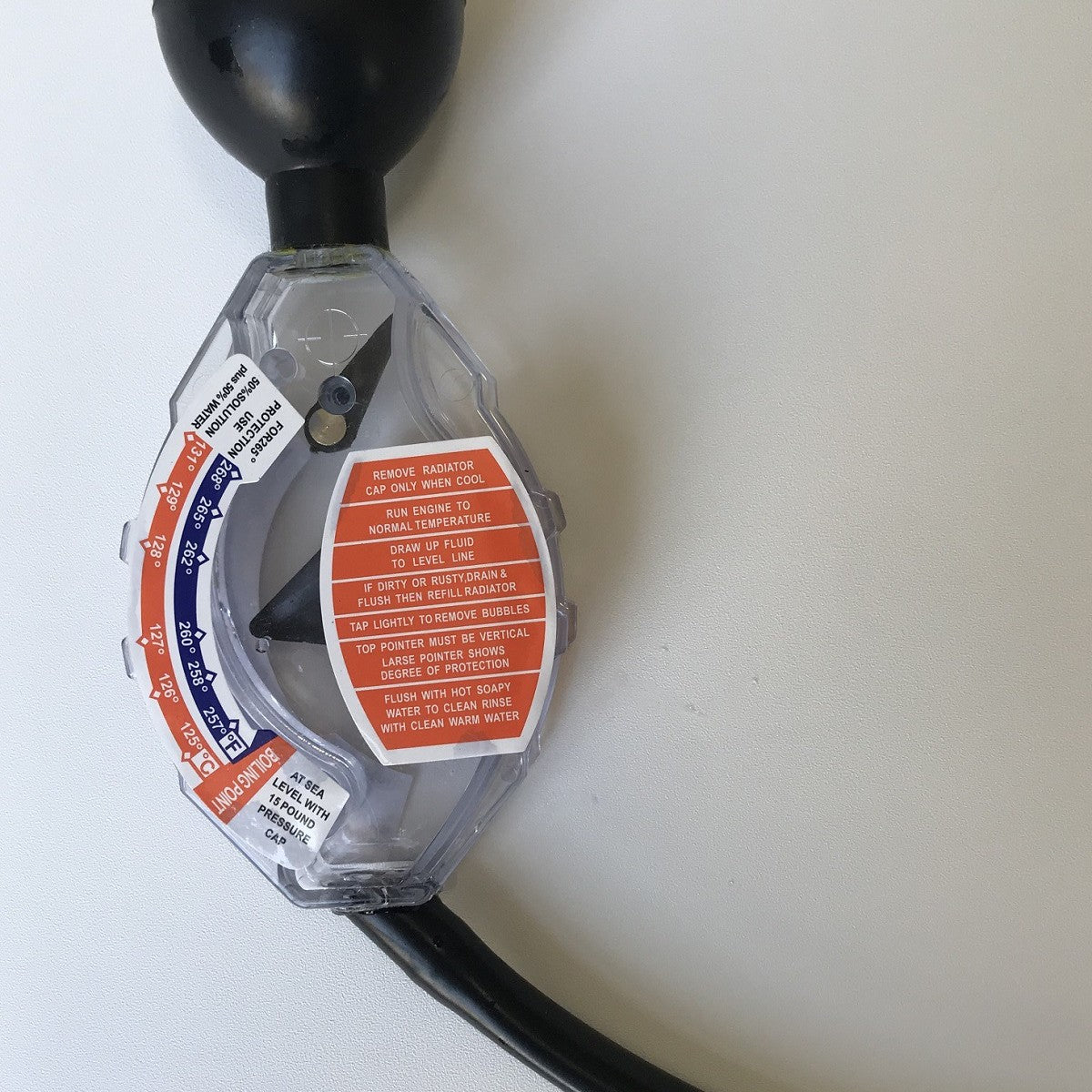 Hydromètre antigel pour radiateur automobile