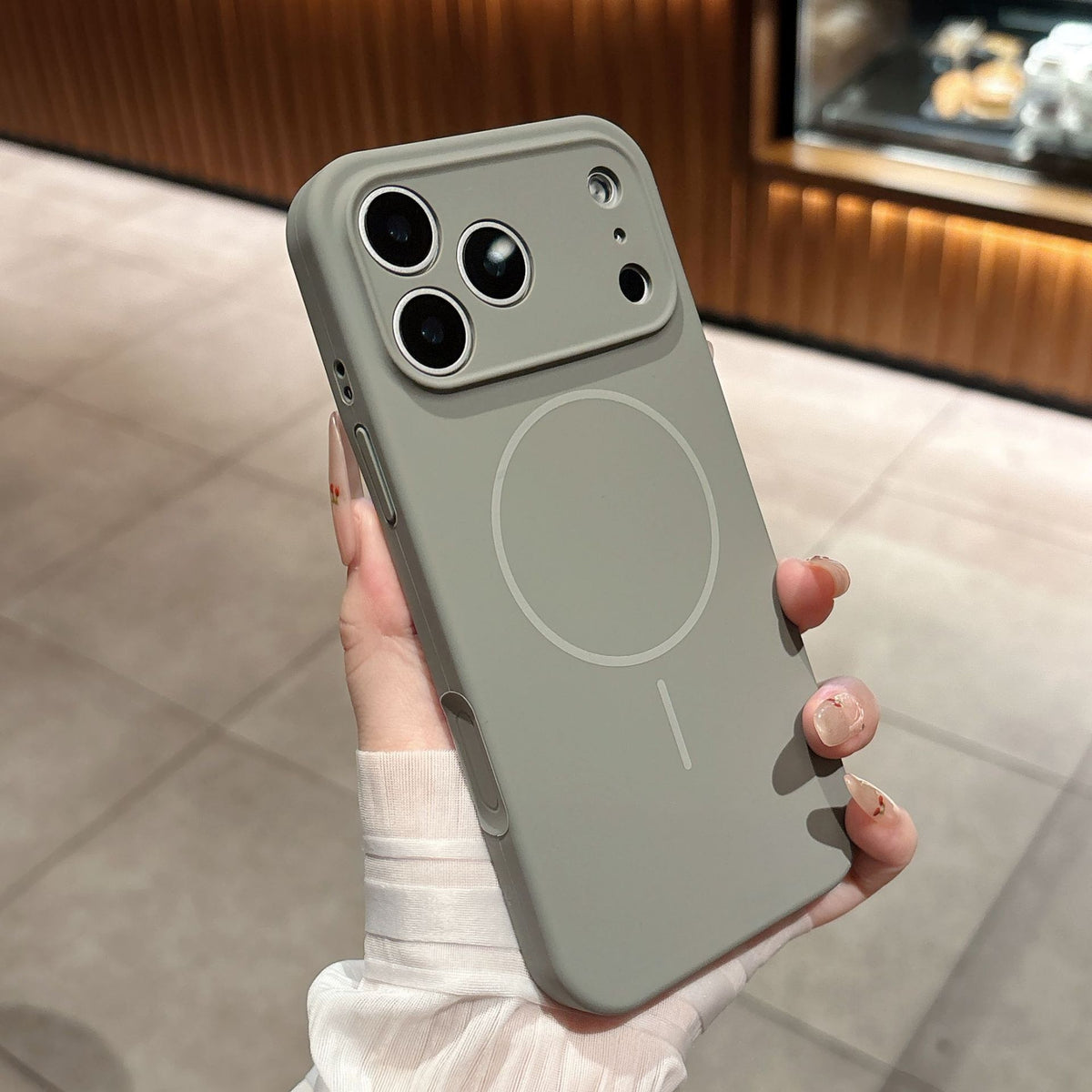 Applicable à 17 Fine Circle Magnetic Phone Case Silicone liquide