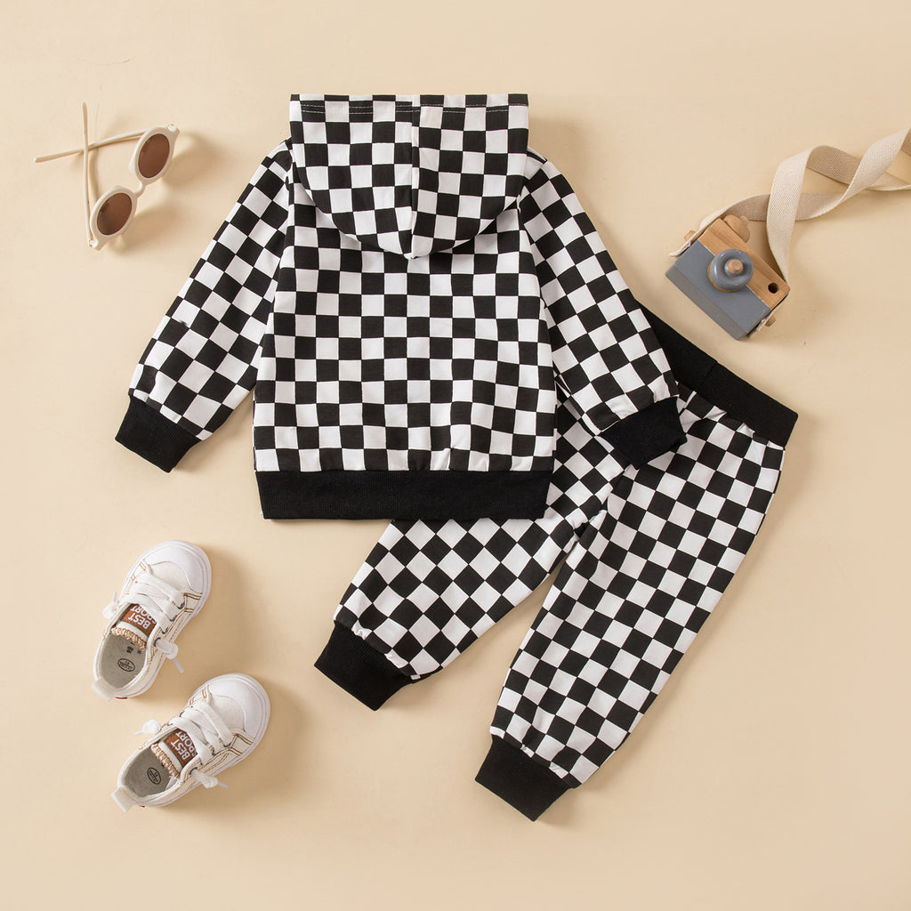 Ensemble deux pièces à capuche zippée avec manches longues et pantalons assortis disponibles en deux couleurs