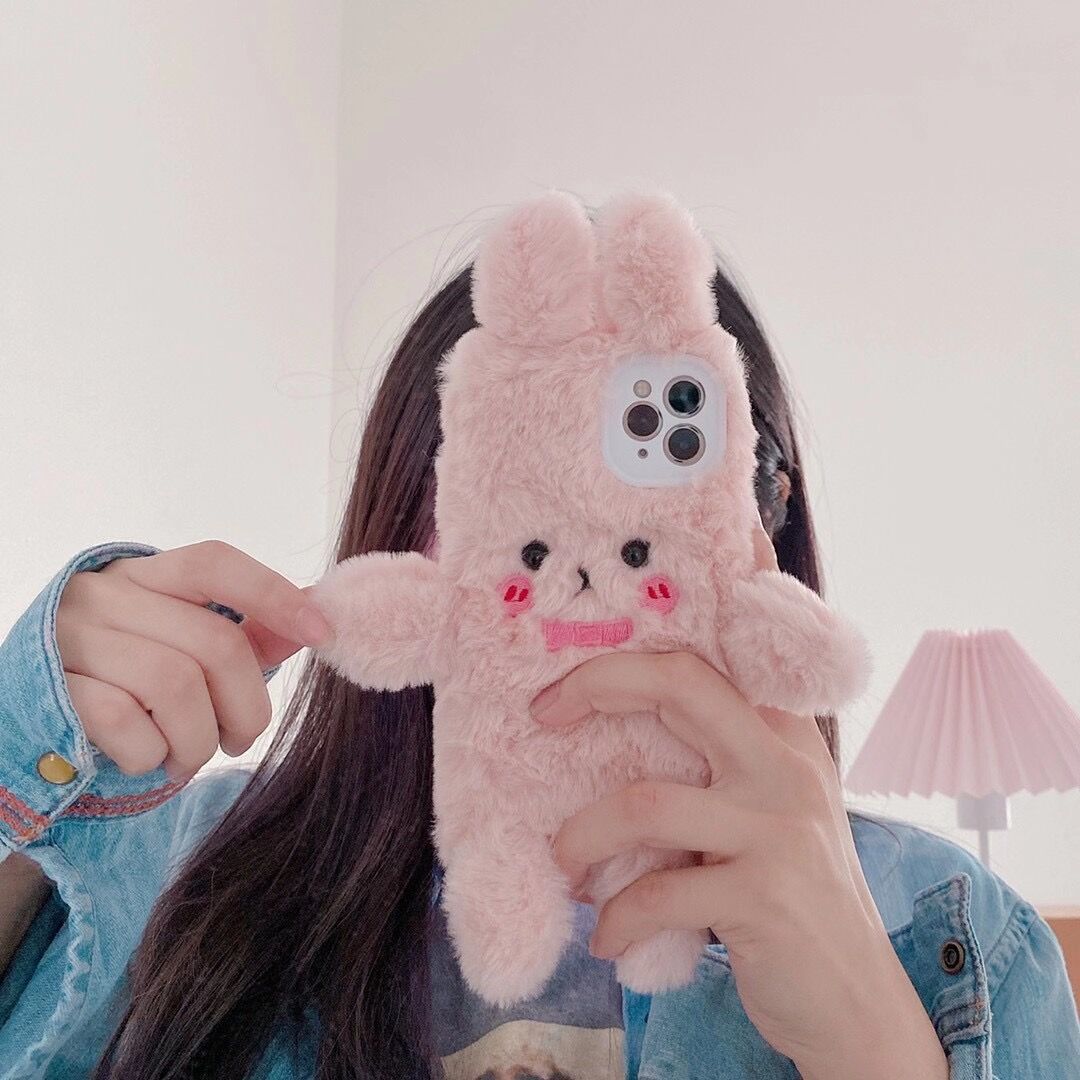 Étui de téléphone en peluche rose lapin