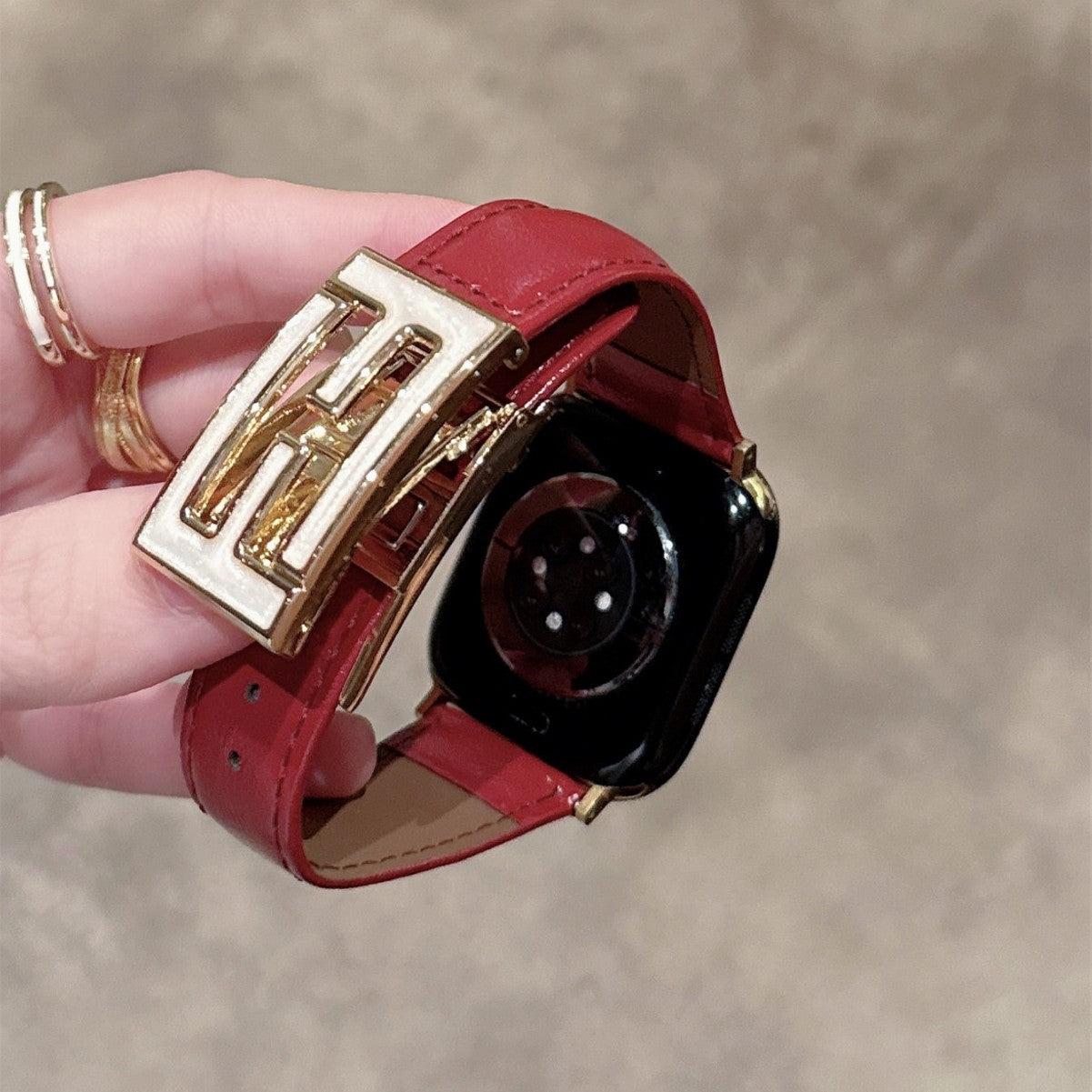 Fermoir magnétique double-F pour bracelets de montres
