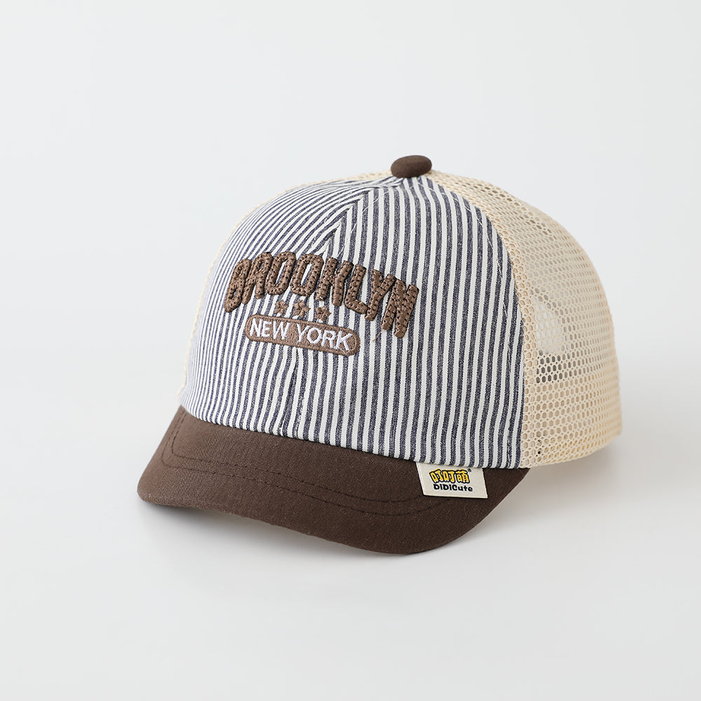 Casquette de baseball pour les enfants rayés multicolores en mailles pour l'été