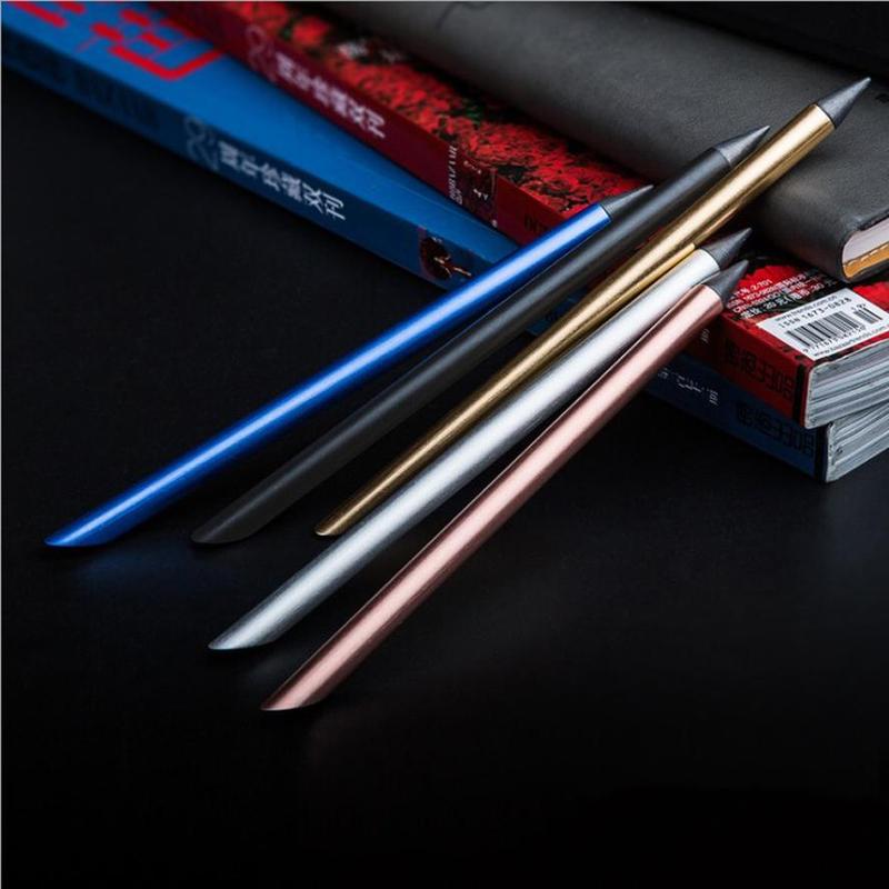Stylo métallique sans encre