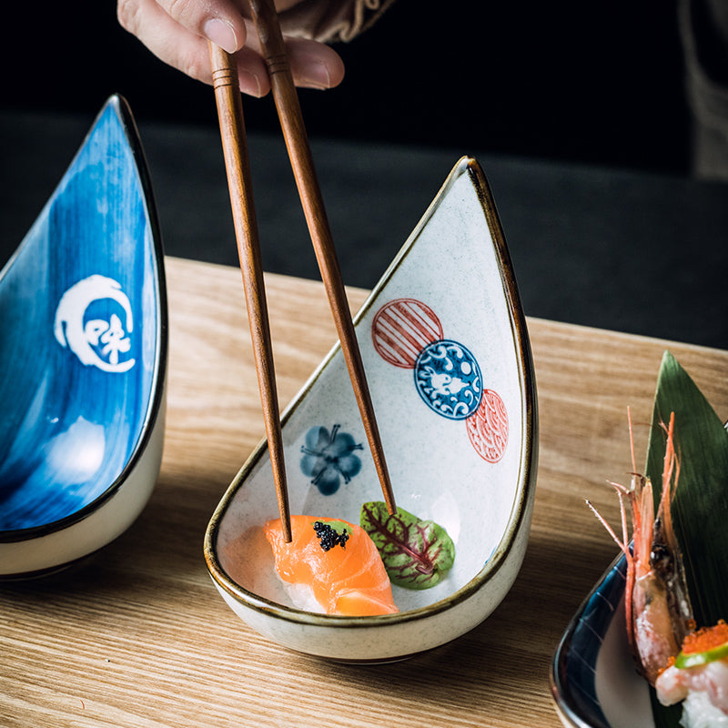 Assortiment de vaisselle en céramique japonaise