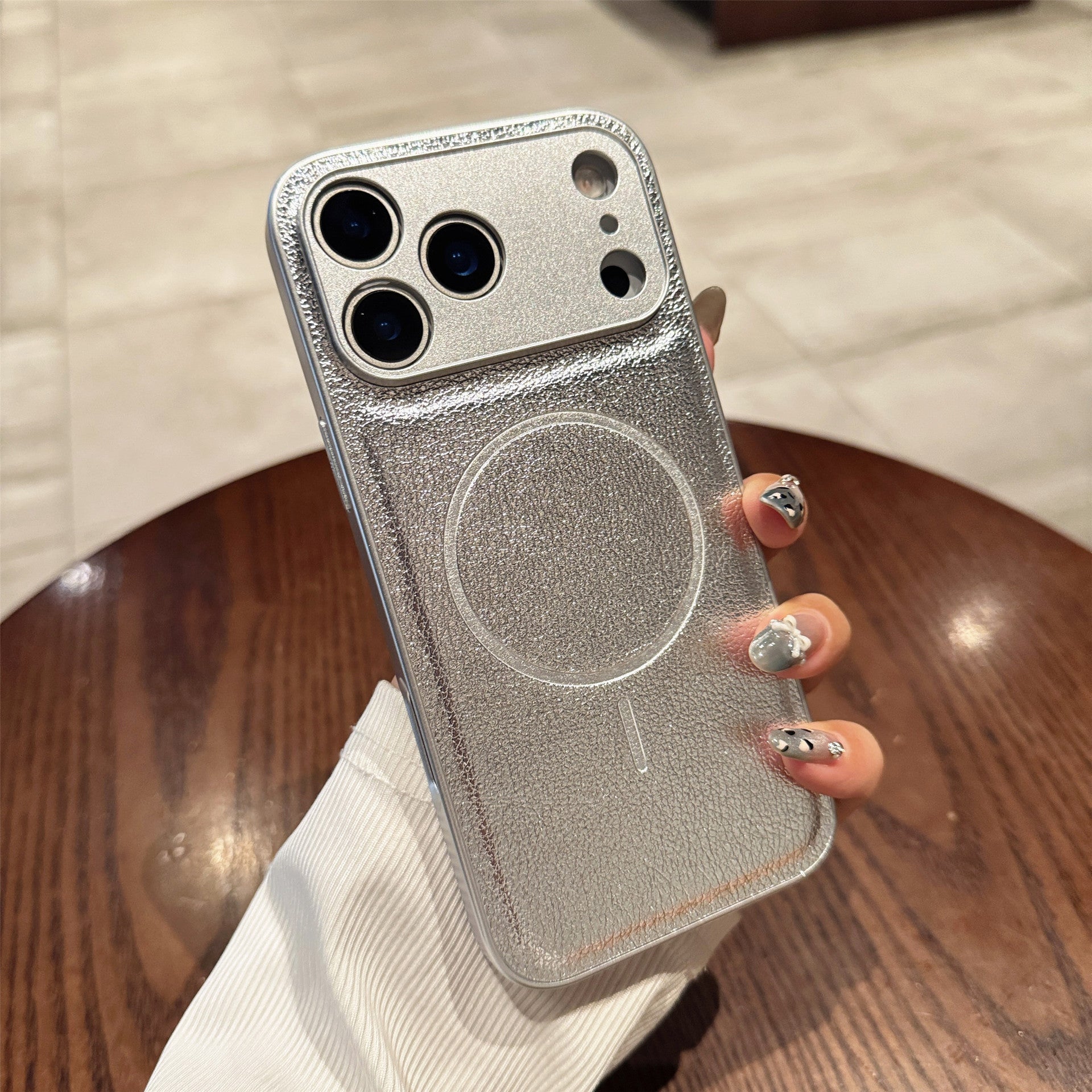 Aspiration magnétique Fine Circle Solid Couleur Fine Trou Protective Sleeve Phone Case