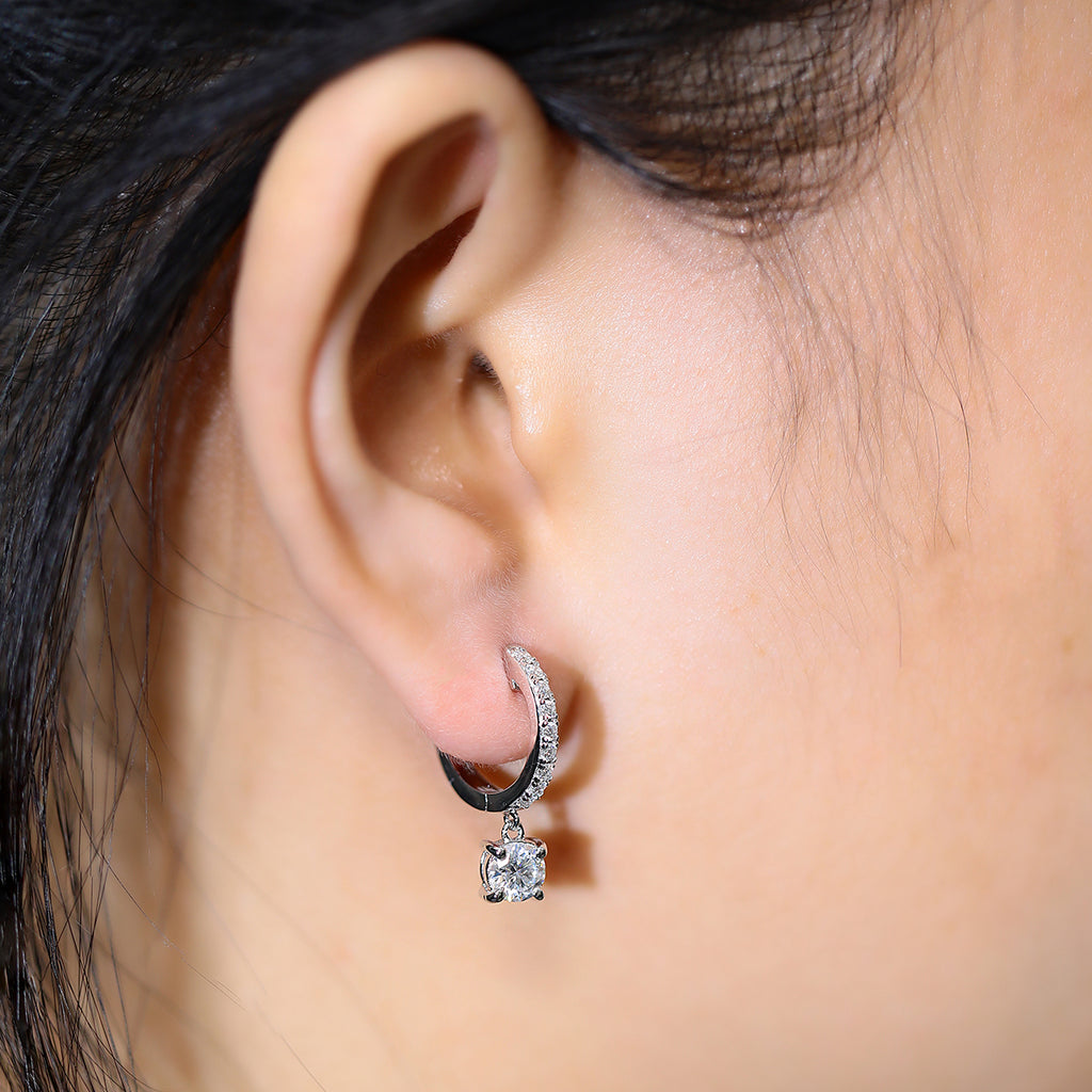 3g S925 Boucles d'oreilles en acier massif en mossanite boucle d'angle de 5mm avec boucle de pave et Cert