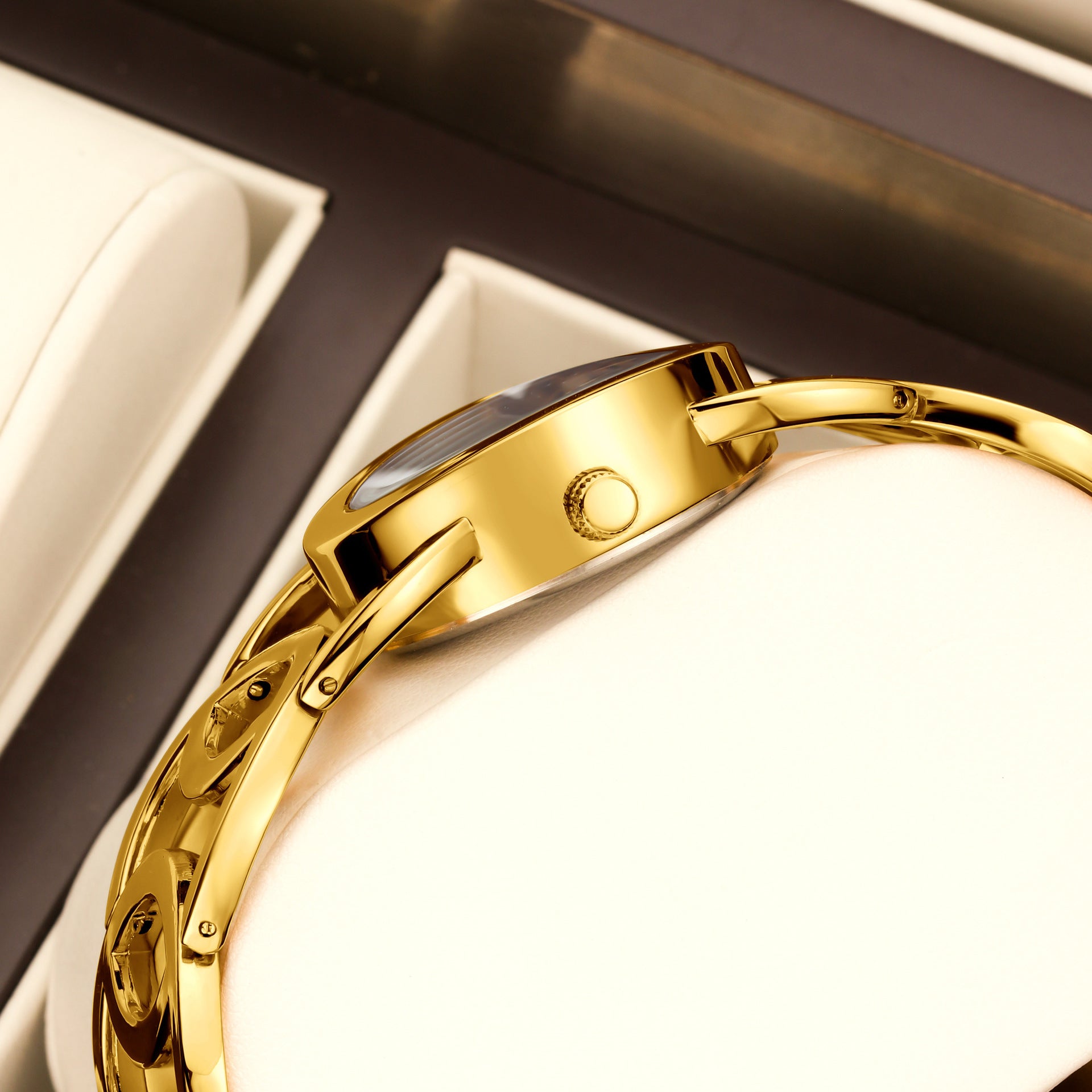 Montre Quartz Femme imperméable de luxe abordable