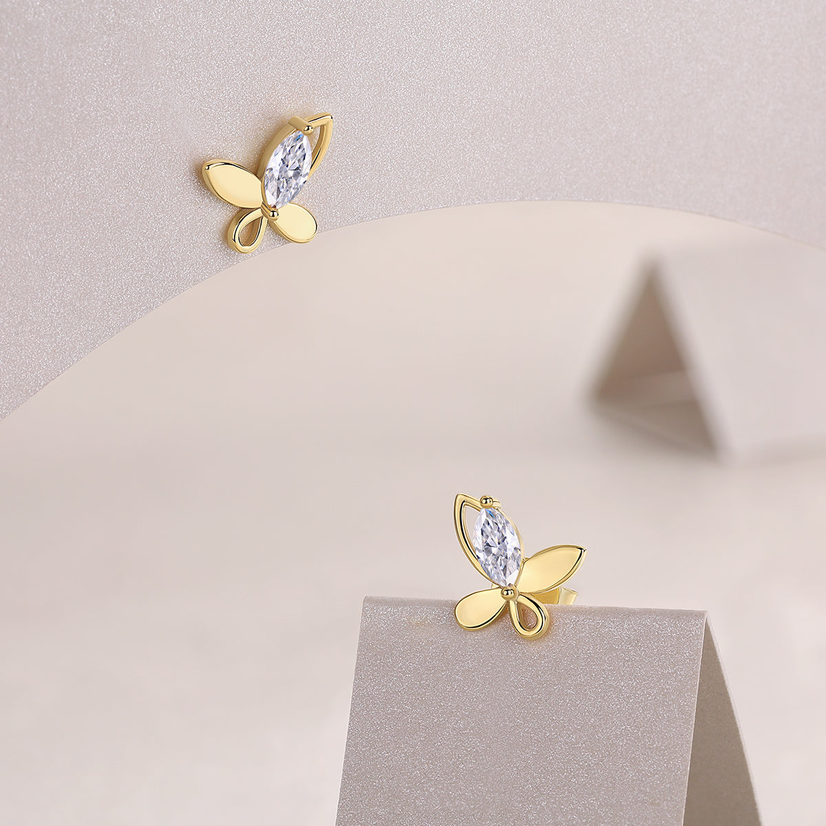 S925 Boucles d'oreilles Sterling Argent plaqué Or Résumé Sterling Butterfly Stud