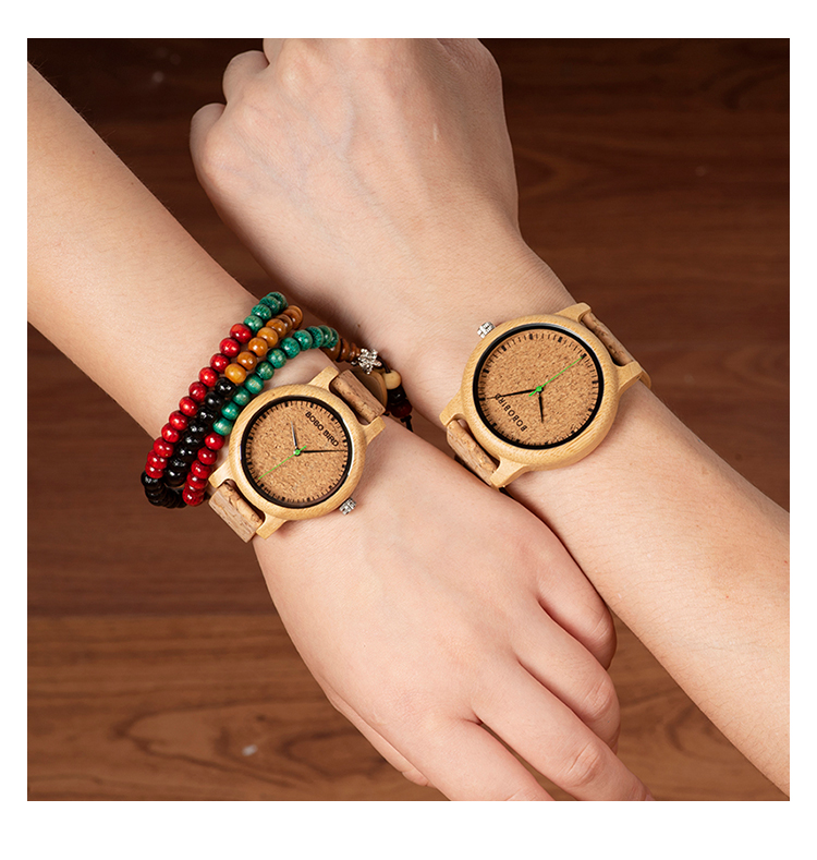 Montres en bambou et en bois