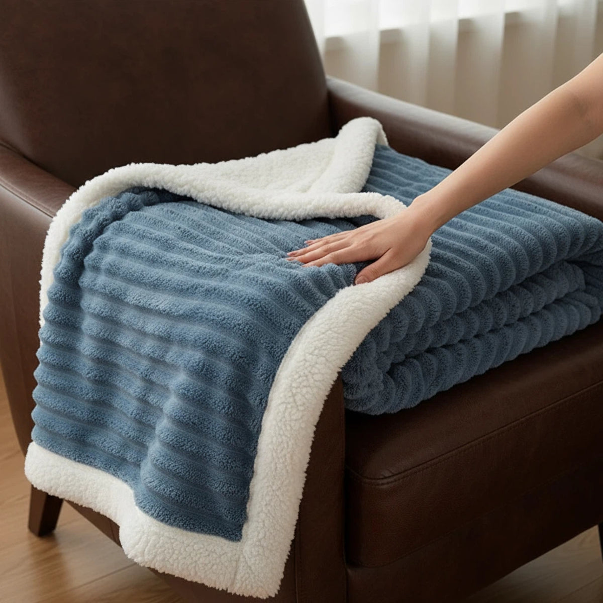 Couverture de lancer en peluche rayée 1PC
