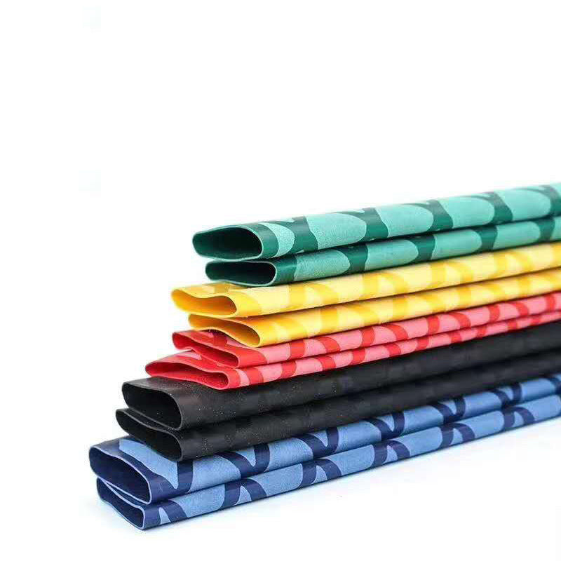 Tube thermorétractable pour canne à pêche antidérapante