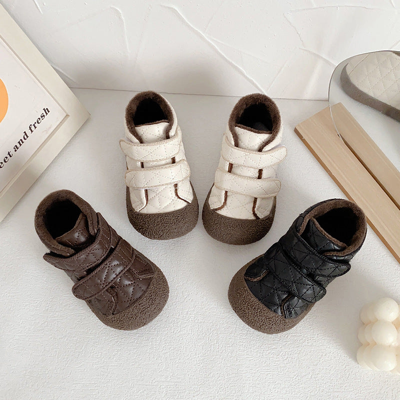 Chaussures de coton pour enfants