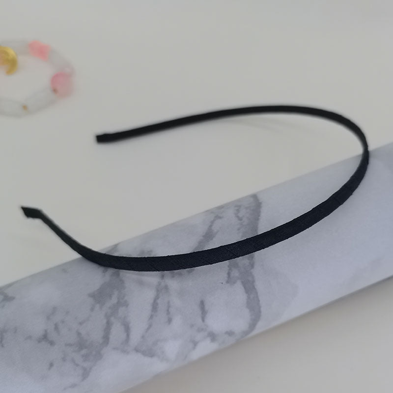 DIY Accessoires capillaires fabriqués à la main Colorful Narrow Goods Head Buckle Metal Thin Headband