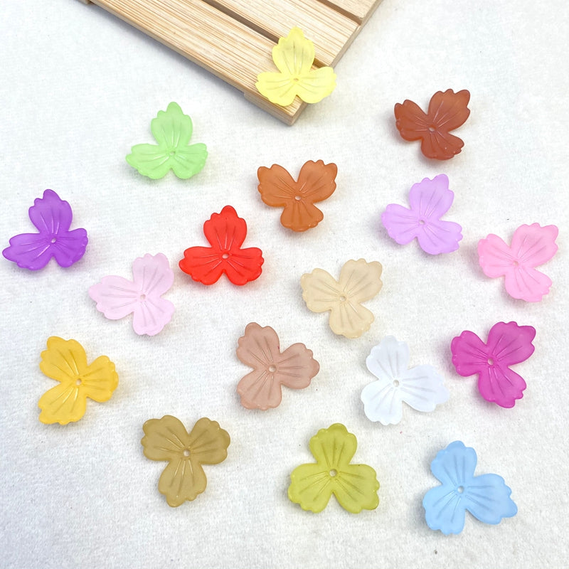 Perles de fleurs acryliques 3-Petal givrées