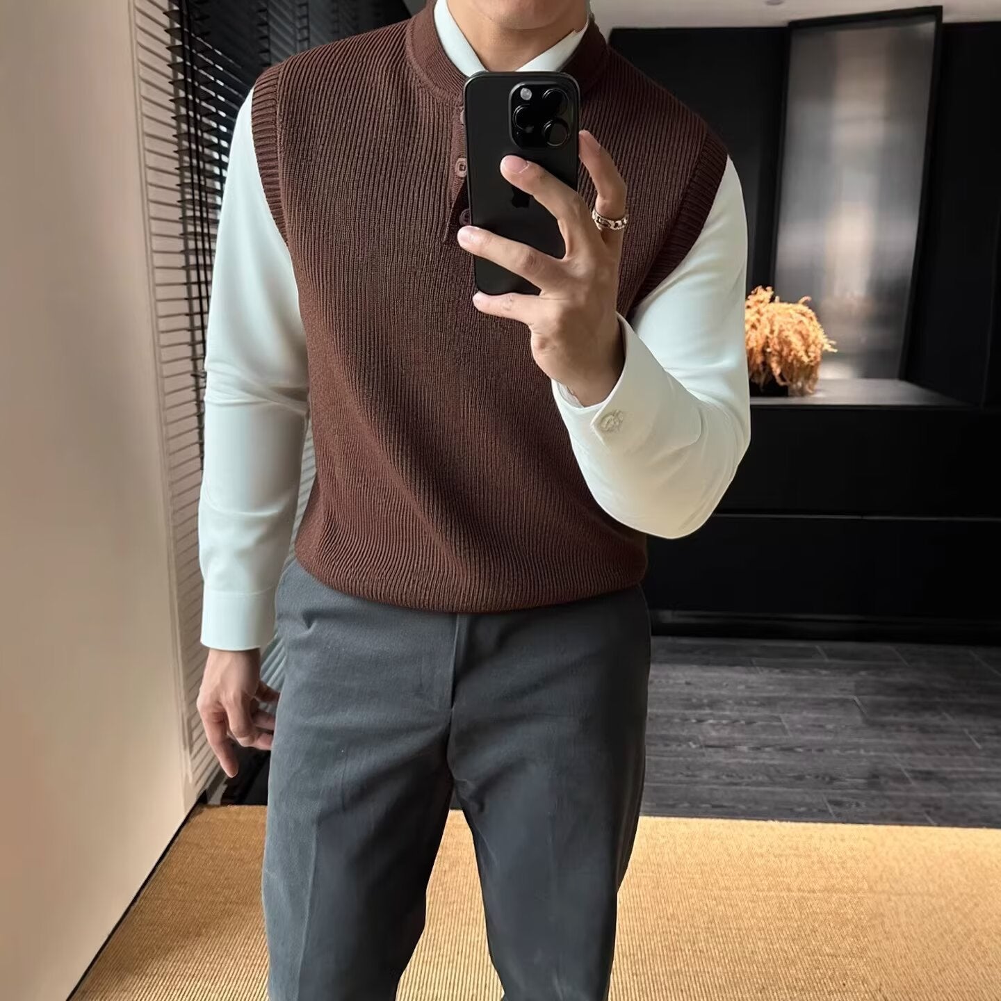 Léger luxe Business-casual Knit Vest