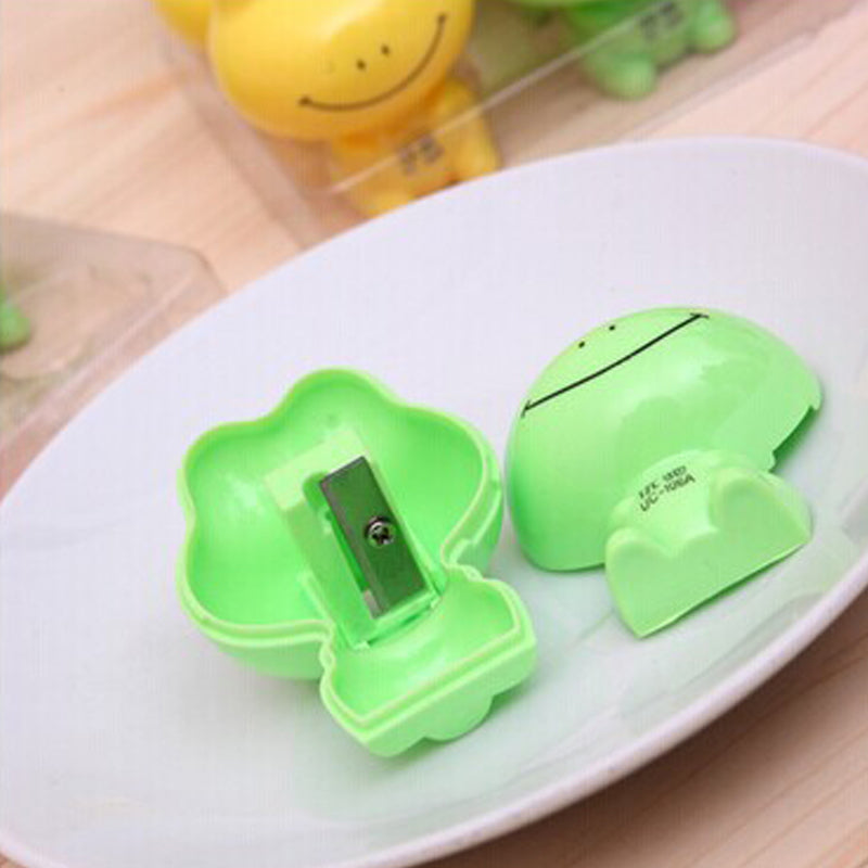 Étudiant mignon chaton forme dessin animé crayon Sharpener