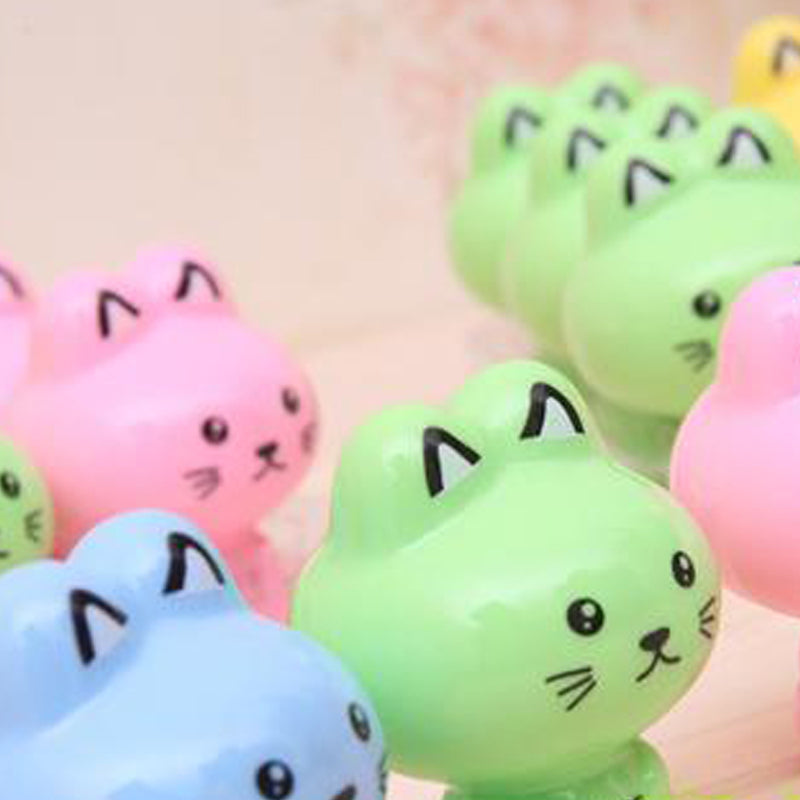 Étudiant mignon chaton forme dessin animé crayon Sharpener