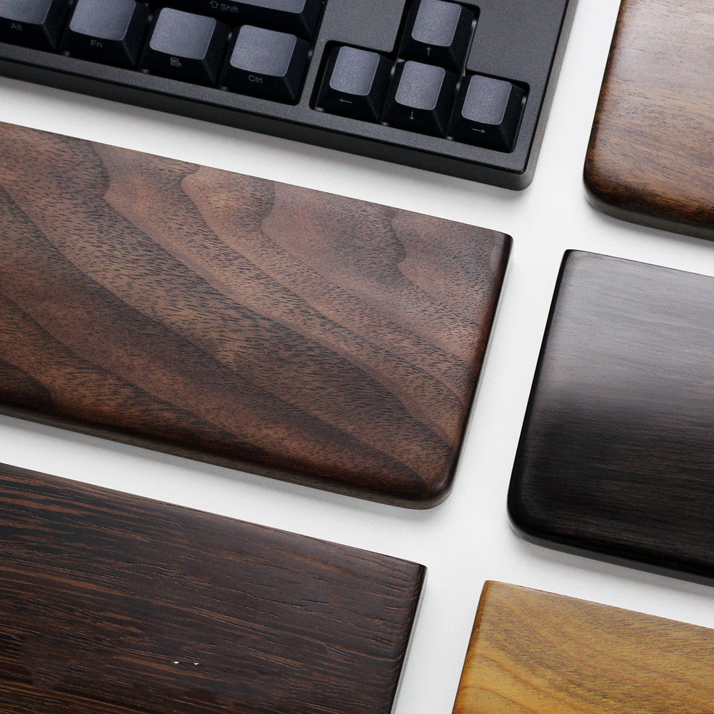 Solid wood mechanical keyboard