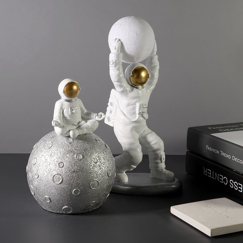 Astronaut Spaceman Model Night Light Pendulum
