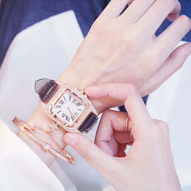 Élégante montre à quartz à cadran carré
