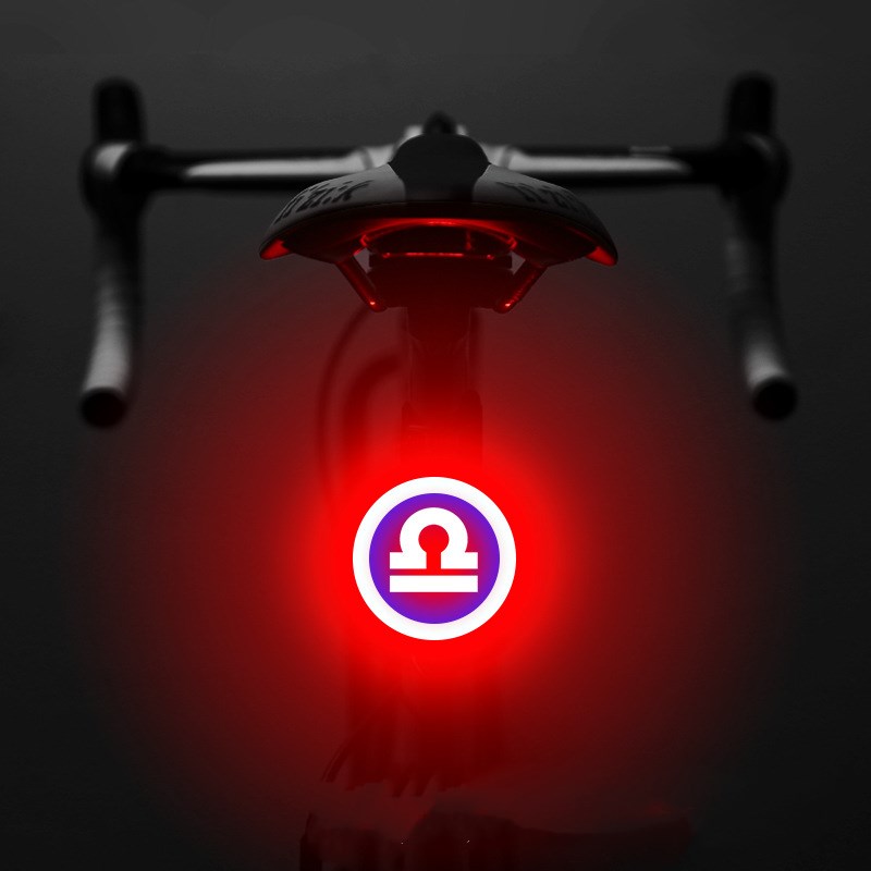 Vélo Intelligent Capteur de Frein Auto Light Imperméable LED Rechargeable Vélo Tail Light