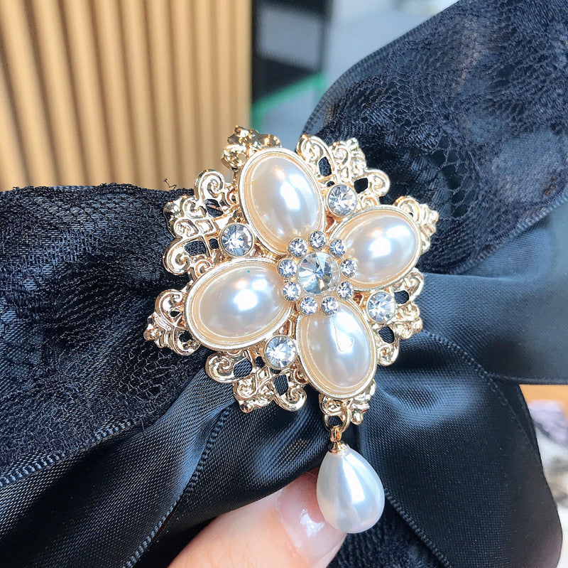 Dentelle Big Bow Strass Pearl Streamer Brooch