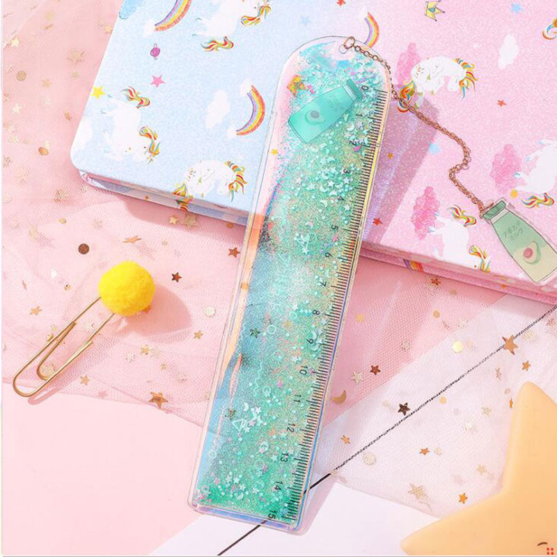 Quicksand dans l'huile Signet Ruler Cute Laser Girl Heart Ruler Creative Multifonctionnel