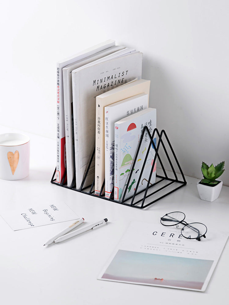 Bureau Triangle en fer brut Support de livre Creative Ins Wind Bookshelf Student Desk Bookend