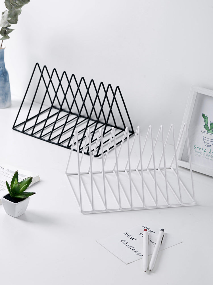 Bureau Triangle en fer brut Support de livre Creative Ins Wind Bookshelf Student Desk Bookend
