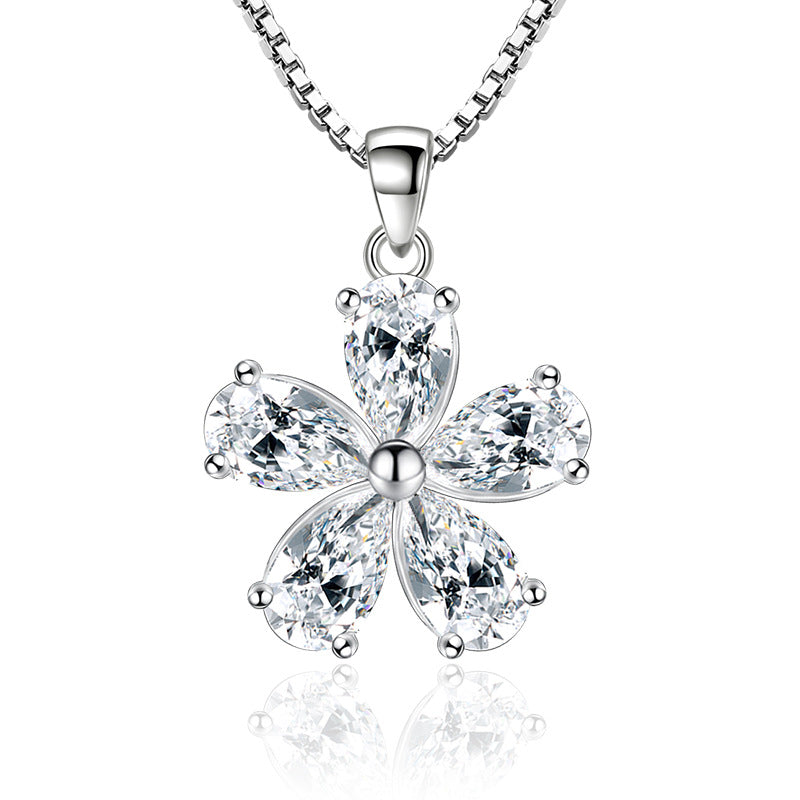 Ventes directes usine Plum Blossom Pendentif femmes Collier bijoux